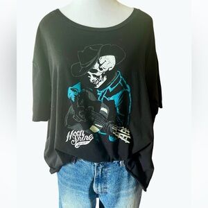 Moonshine Spirits Guitar Player Tee Size 2XL
